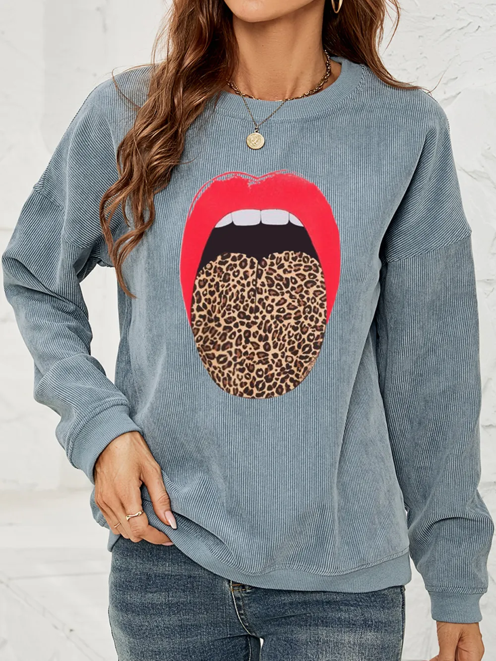 Round Neck Dropped Shoulder MAMA Graphic Sweatshirt, image 8