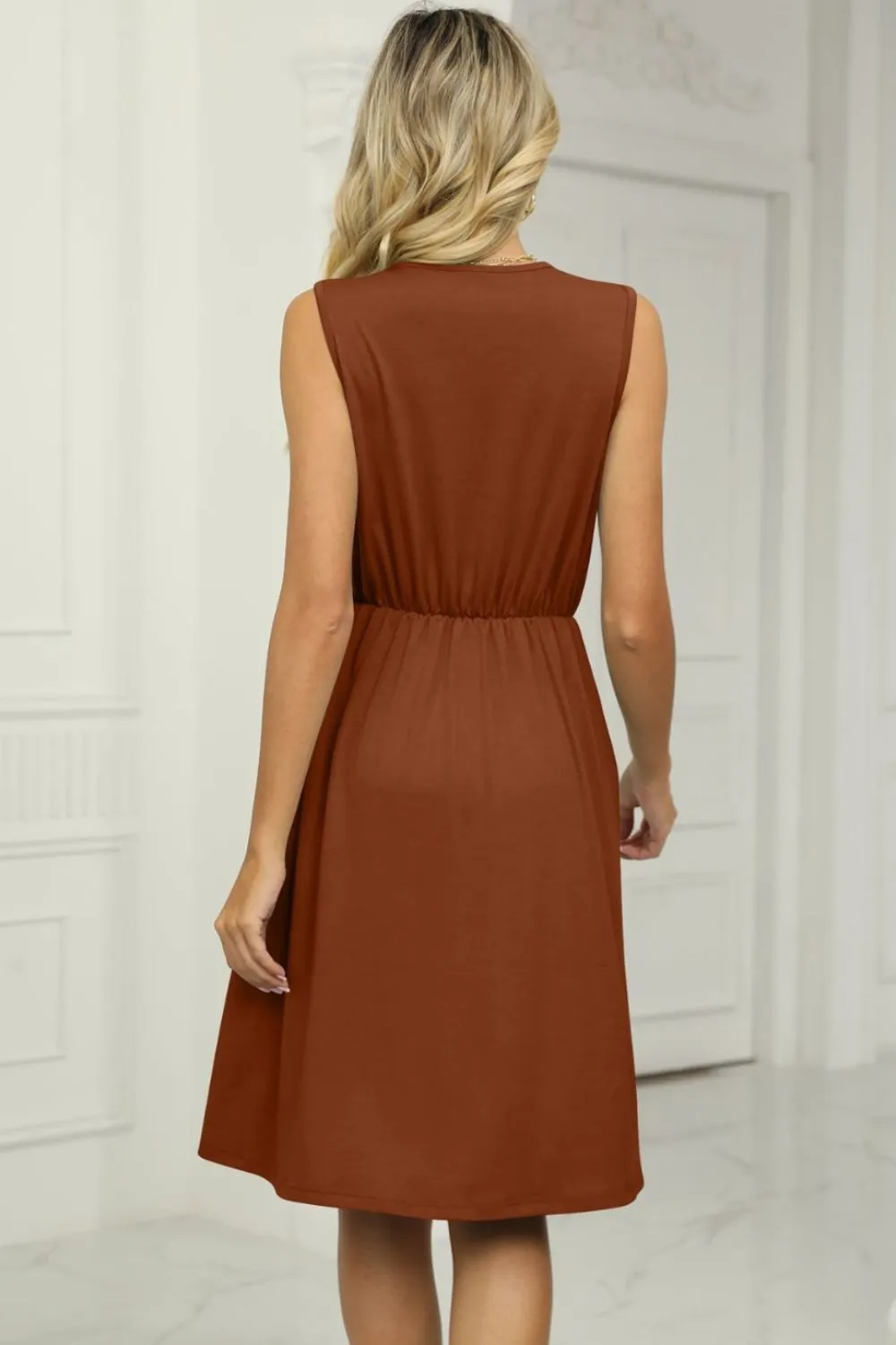 Contrast V-Neck Sleeveless Dress, image 9