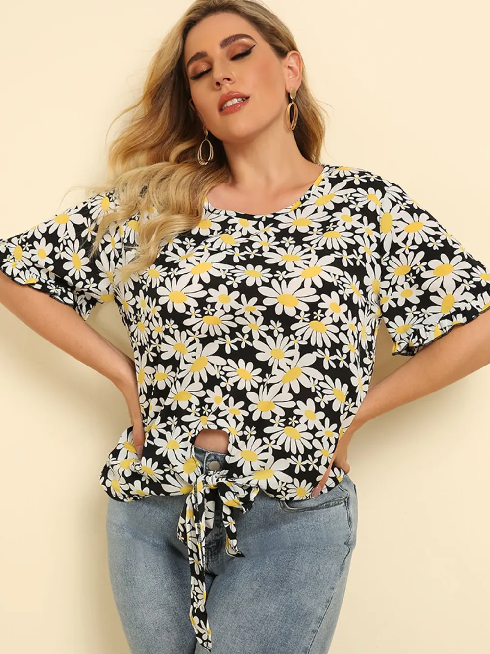 Plus Size Floral Round Neck Tie Hem Blouse, image 3