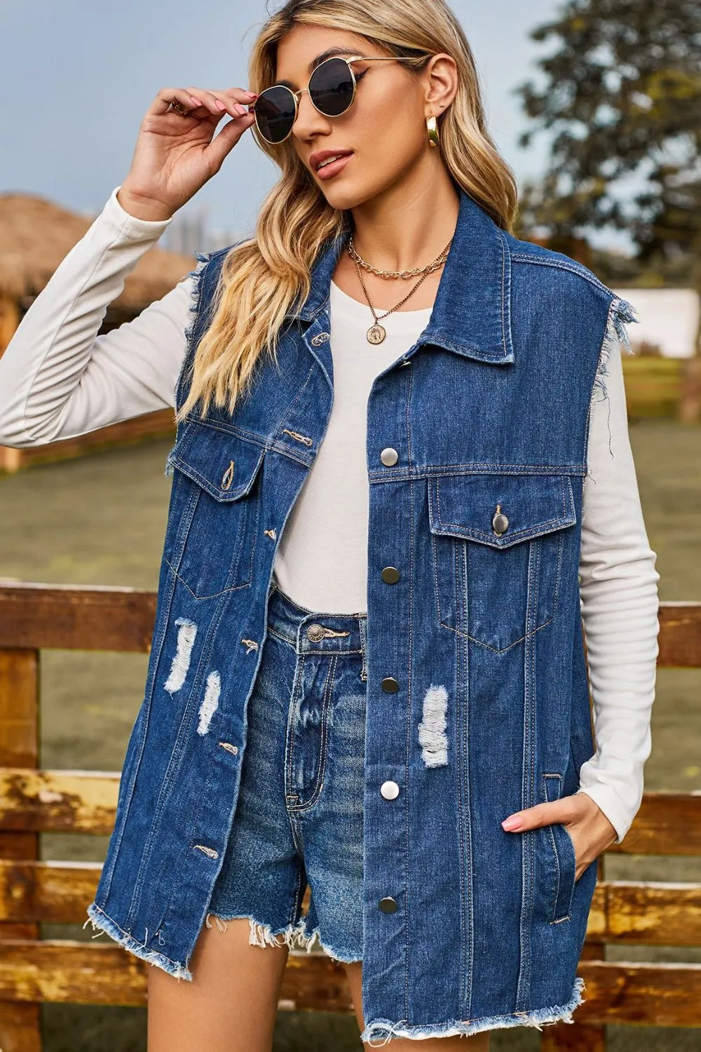 Sleeveless Button-Up Collared Denim Top with Pockets, image 2