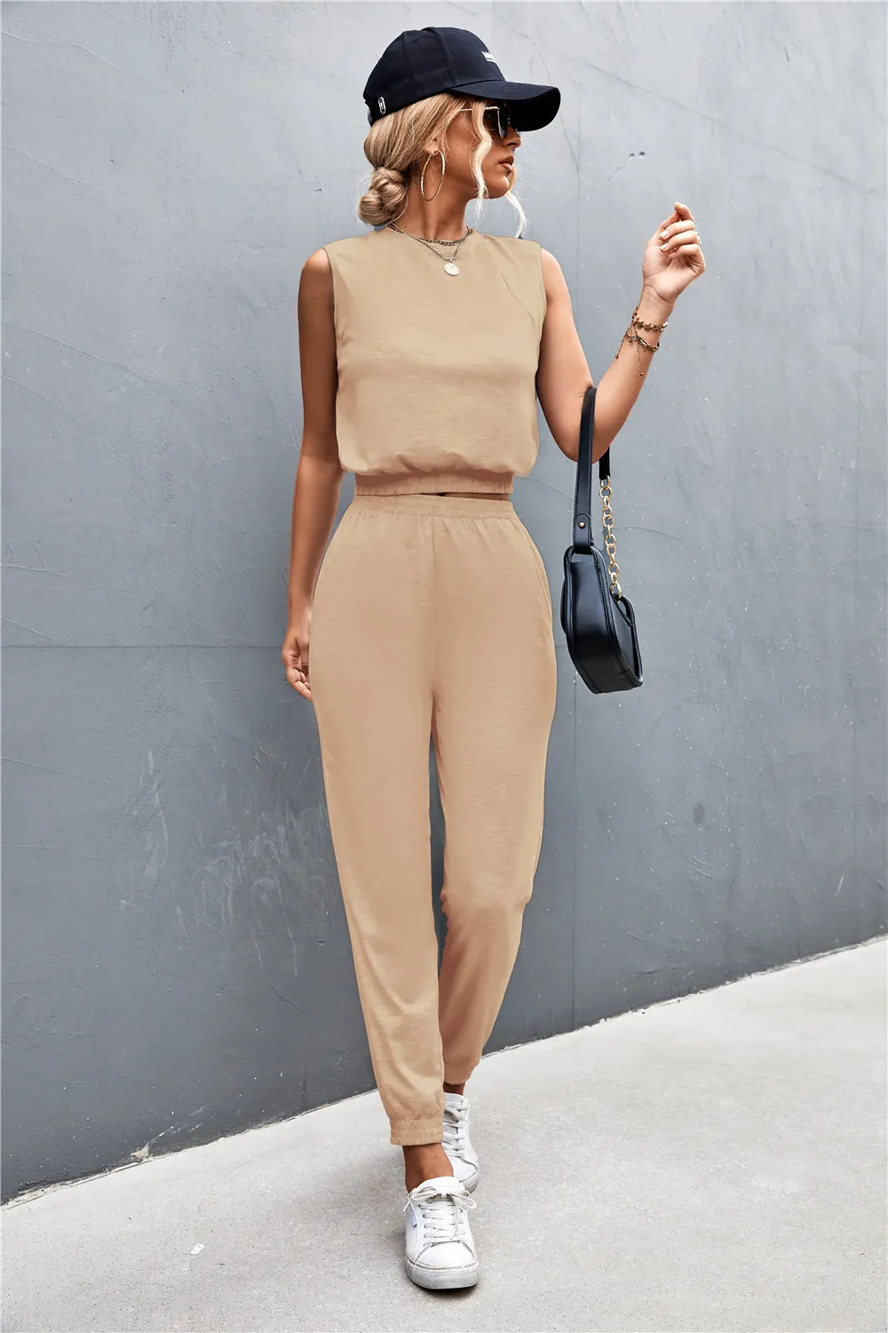 Sleeveless Top and Joggers Set, image 3