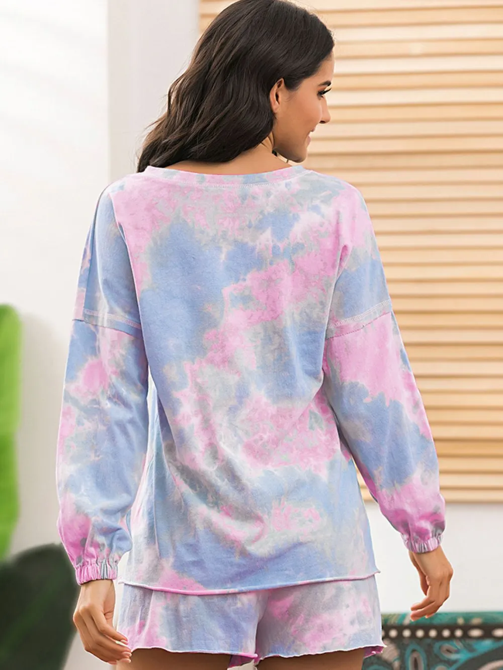 Tie-Dye Long Sleeve Top and Shorts Lounge Set, image 2