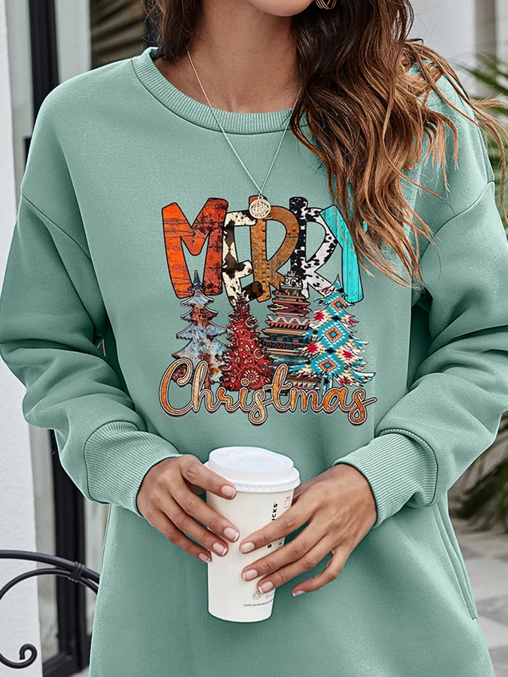 MERRY CHRISTMAS Graphic Sweatshirt, image 4