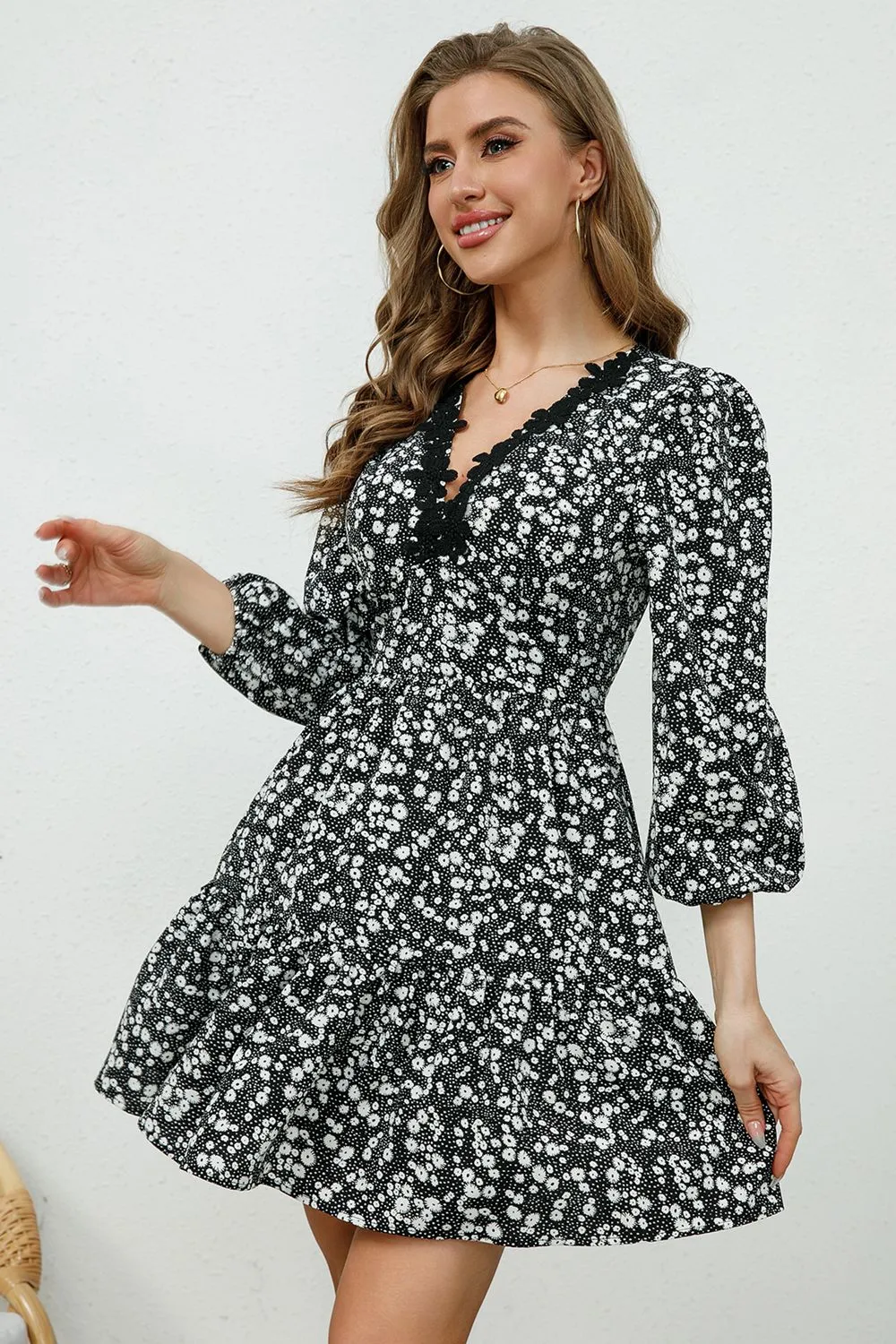 Printed Plunge Neck Flounce Sleeve Mini Dress, image 4