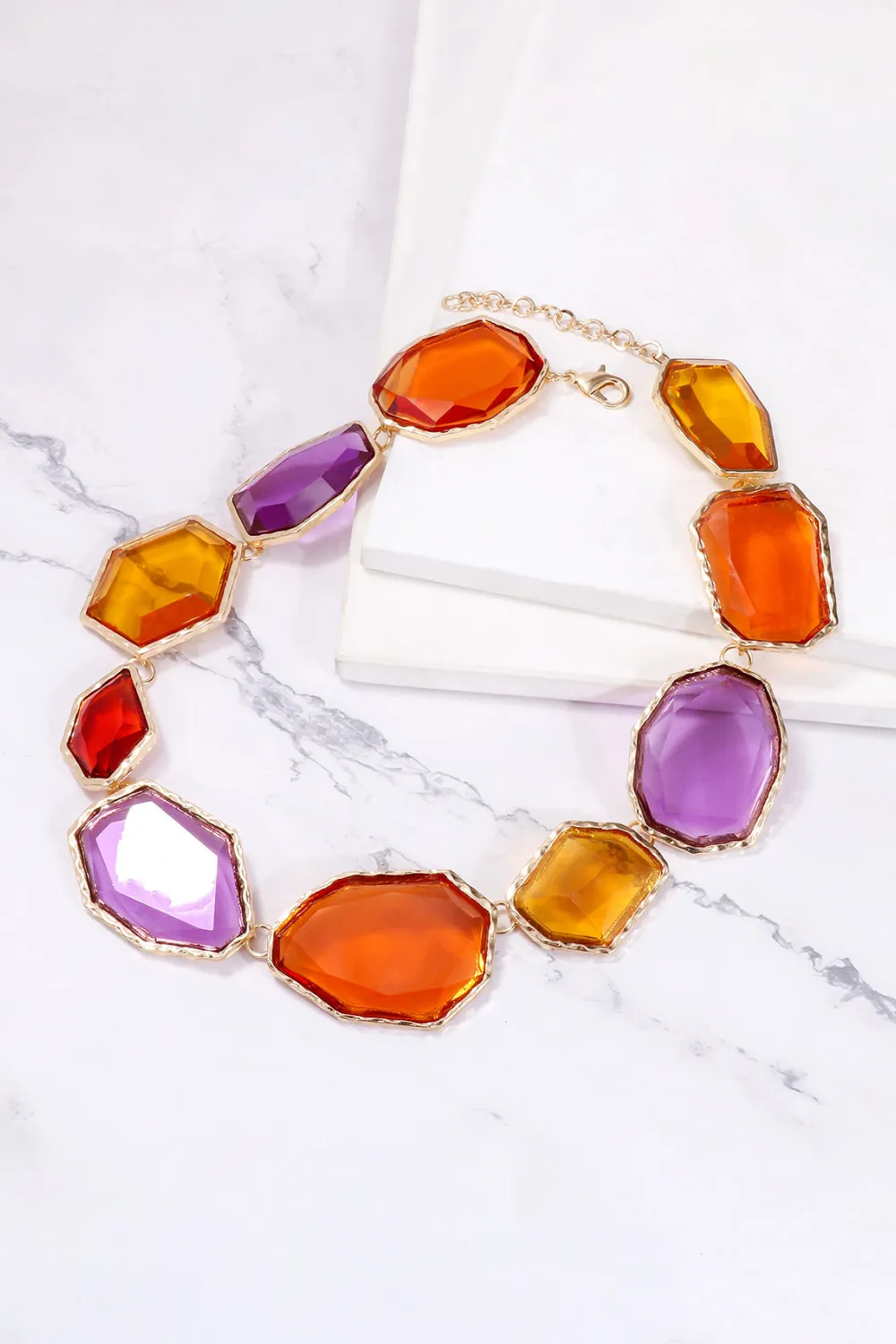 Geometrical Shape Zinc Alloy Frame Resin Necklace, image 2