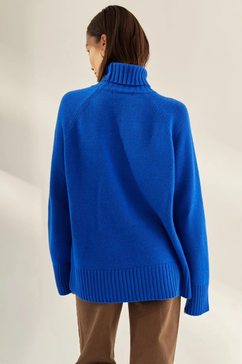 Turtle Neck Raglan Sleeve Sweater, image 7