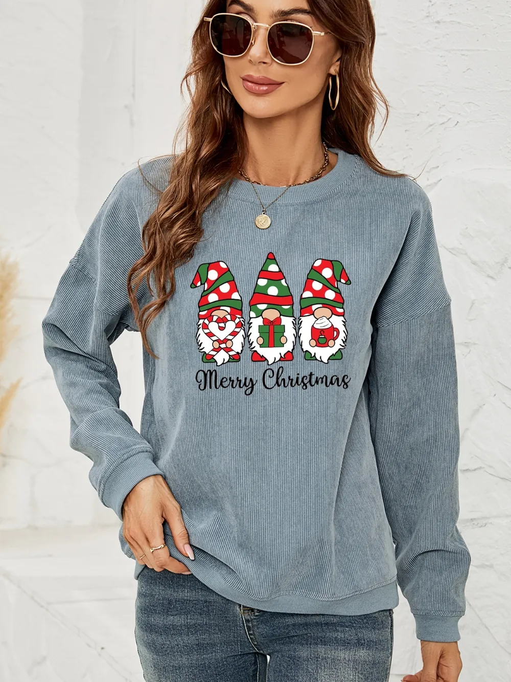 MERRY CHRISTMAS Graphic Sweatshirt, image 7