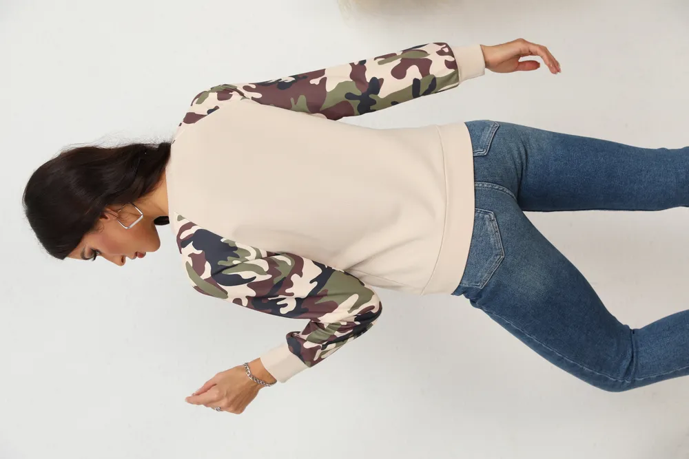 Camouflage Raglan Sleeve Sweatshirt, image 2