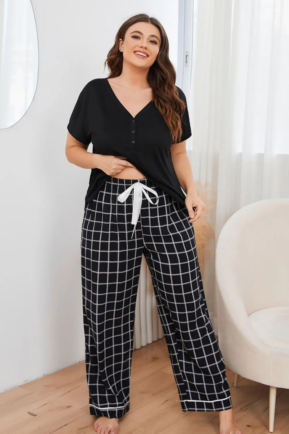 Plus Size V-Neck Top and Plaid Pants Lounge Set, image 4