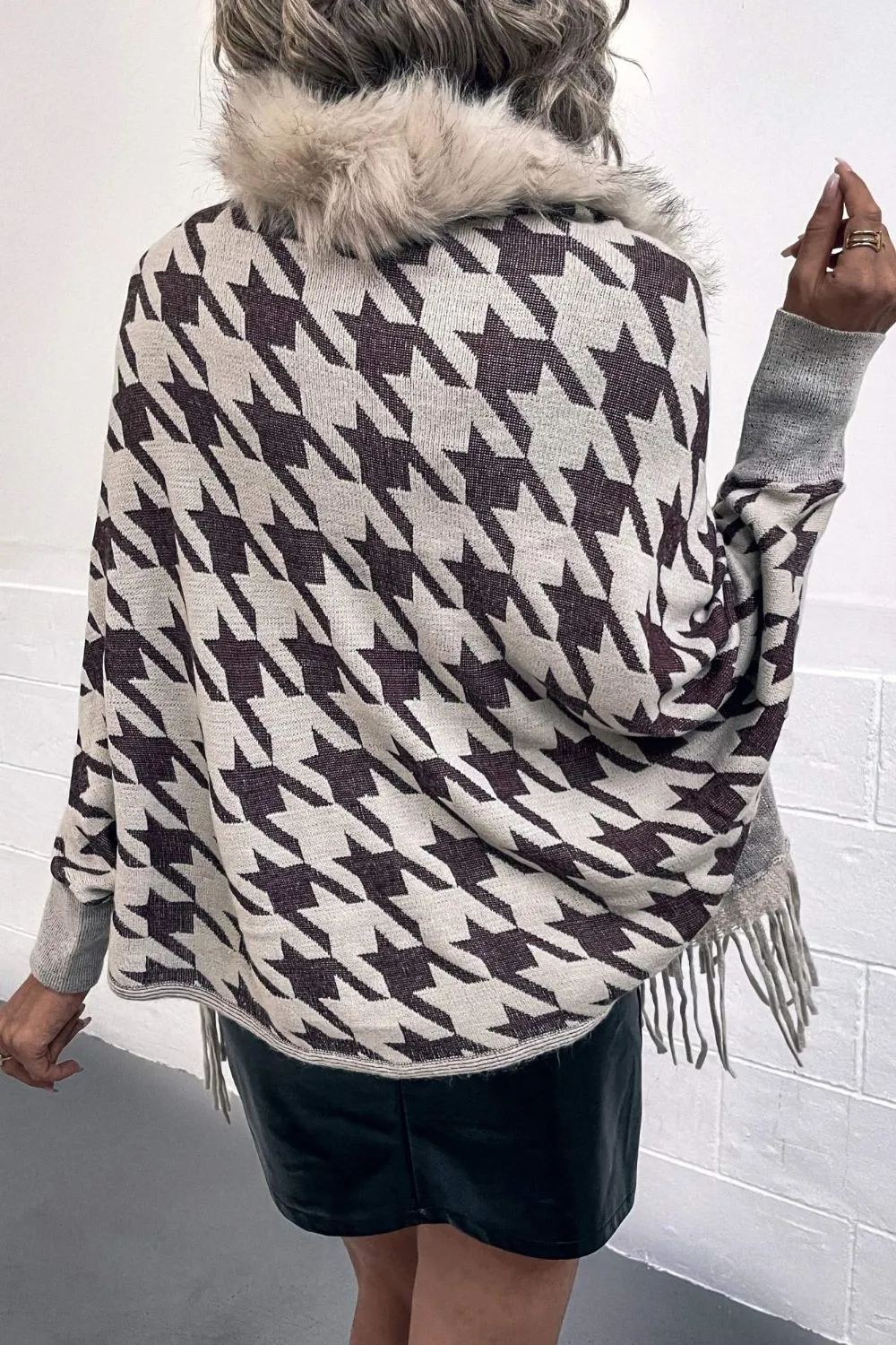 Houndstooth Fringe Hem Poncho, image 2