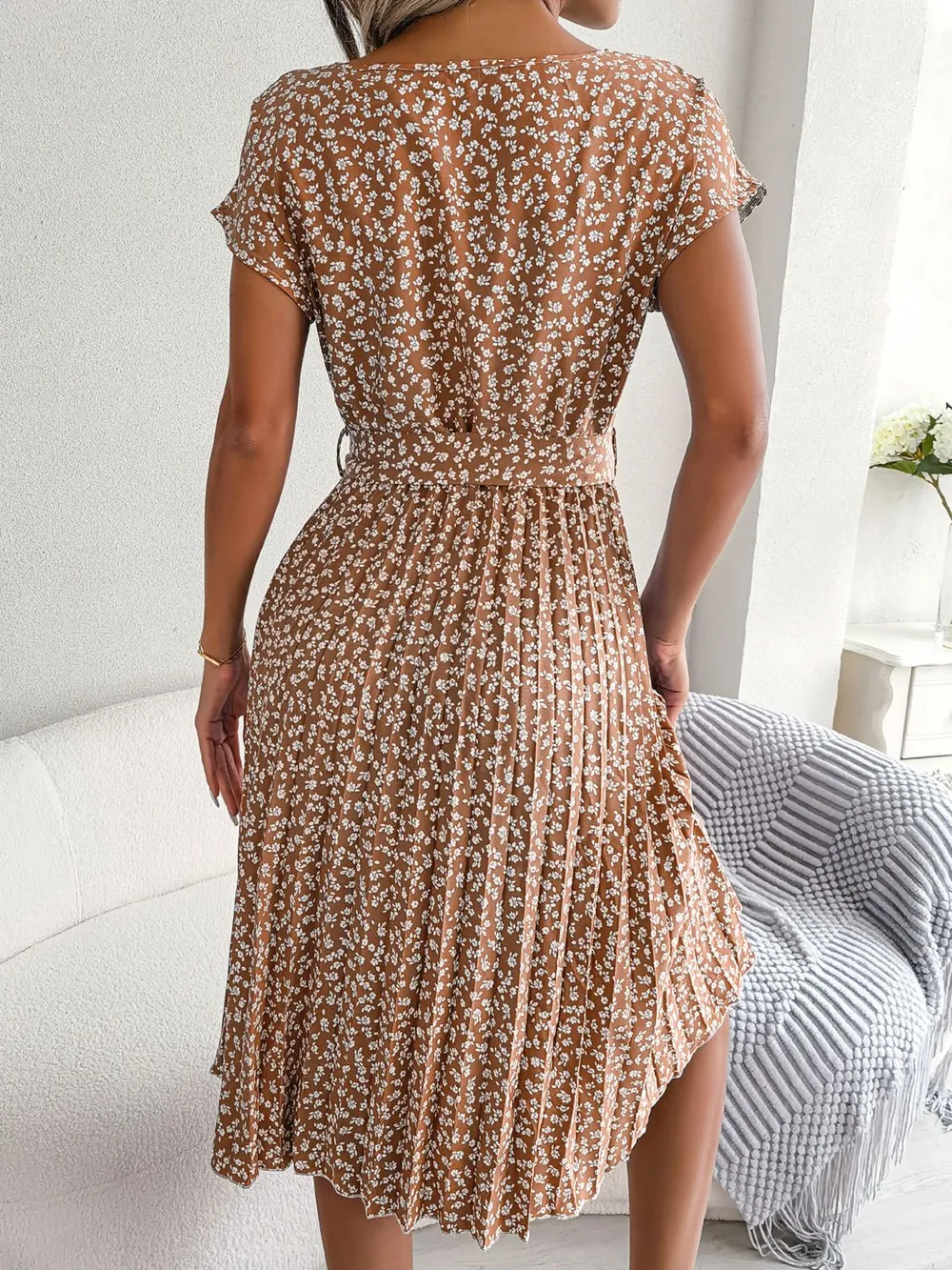 Ditsy Floral Pleated Belted Dress, image 4