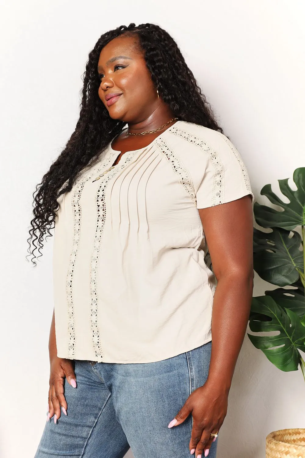 Crochet Buttoned Short Sleeves Top, image 3