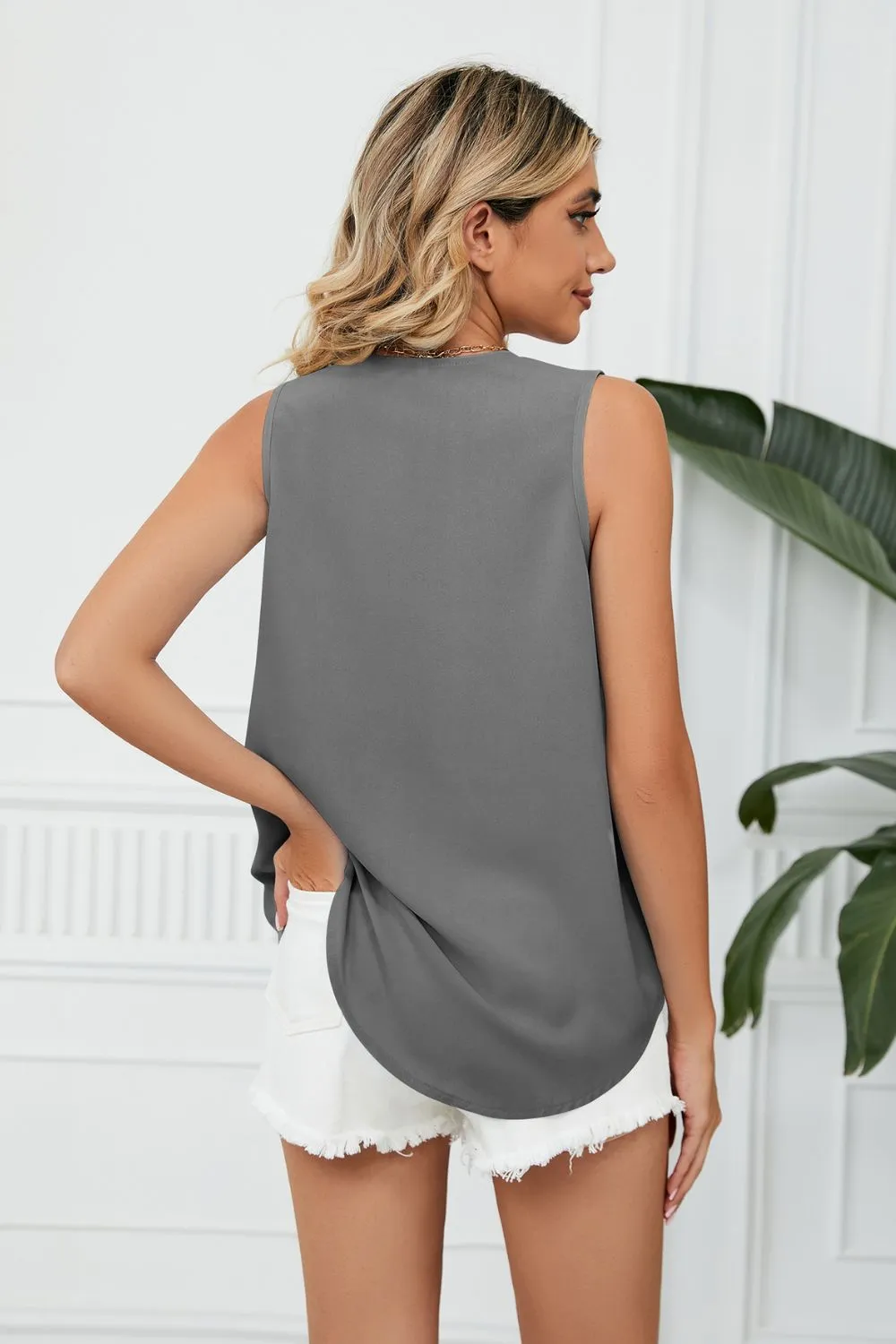 Contrast Trim Plunge Sleeveless Blouse, image 21