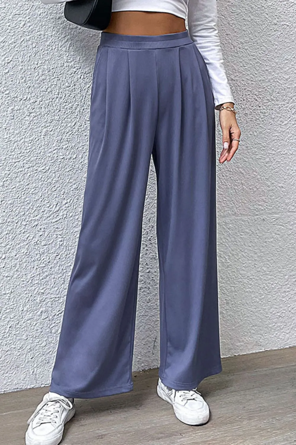 Pleated Detail Wide-Leg Pants with Pockets, image 2