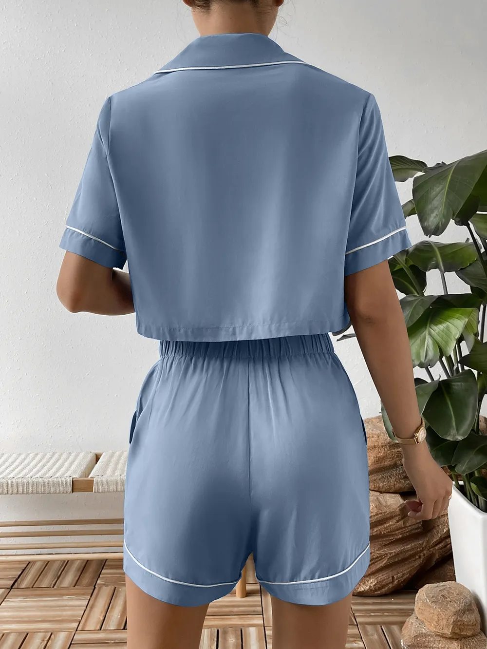 Contrast Lapel Collar Cropped Shirt and Shorts Lounge Set, image 3
