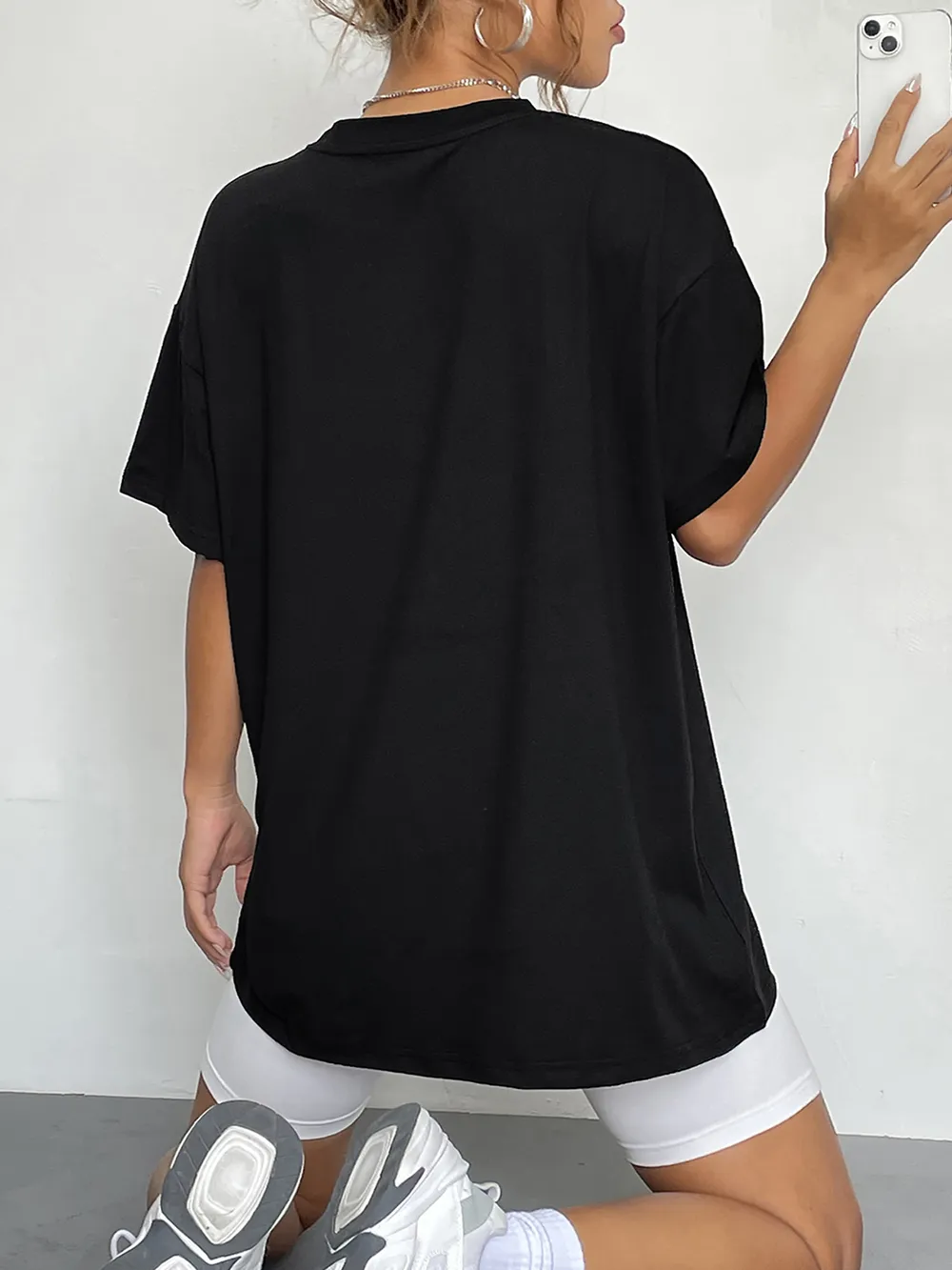 Round Neck Short Sleeve Graphic T-Shirt, image 3