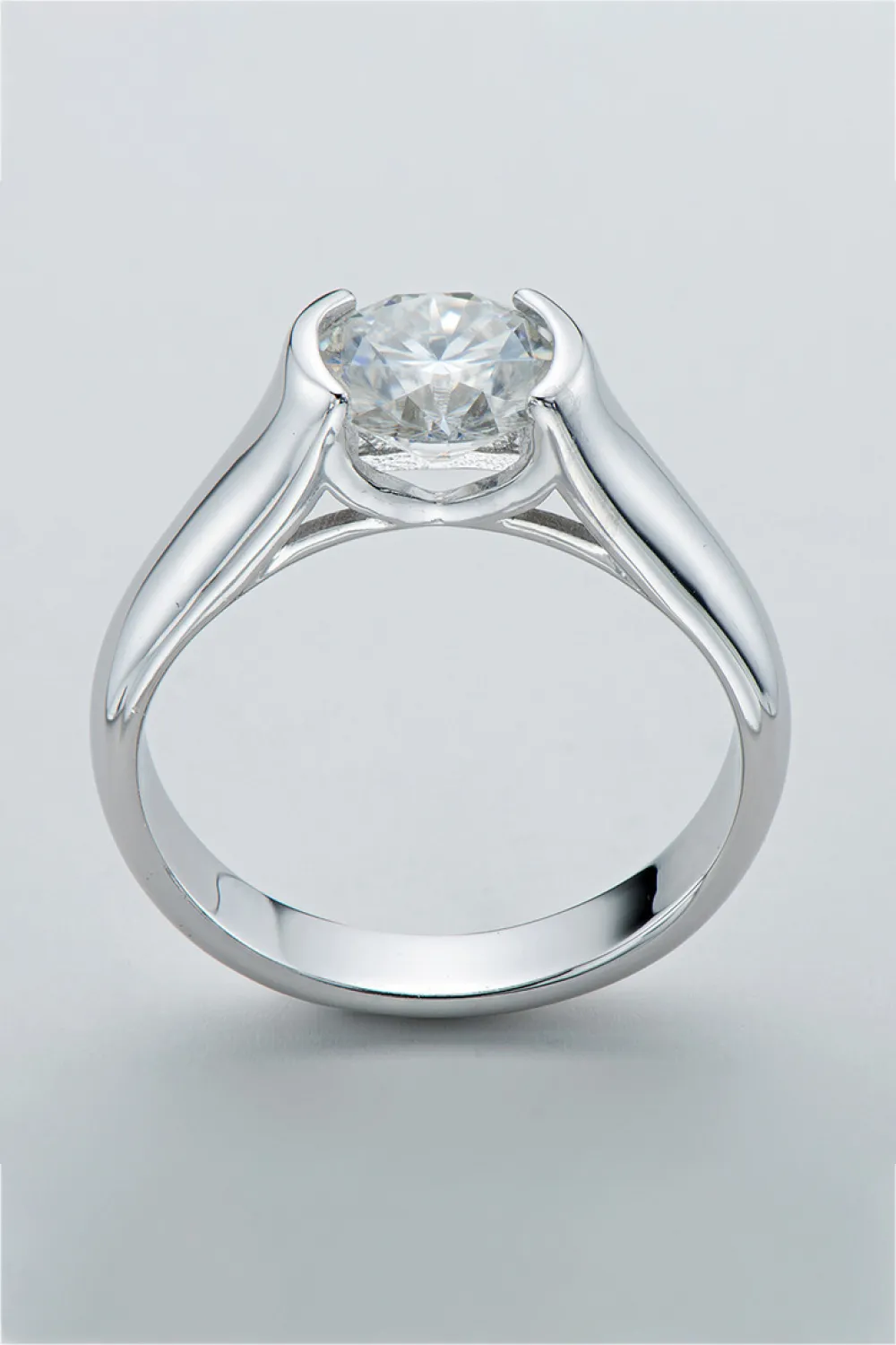Looking Good 2 Carat Moissanite Platinum-Plated Ring, image 4