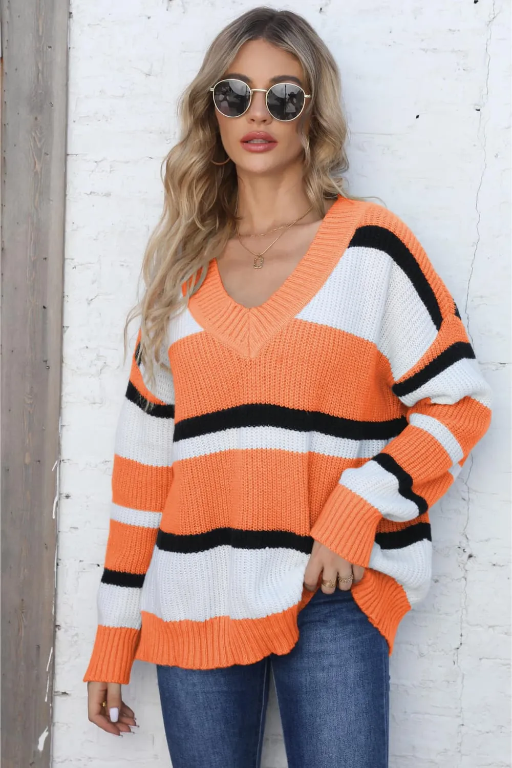 Color Block V-Neck Dropped Shoulder Sweater, image 2