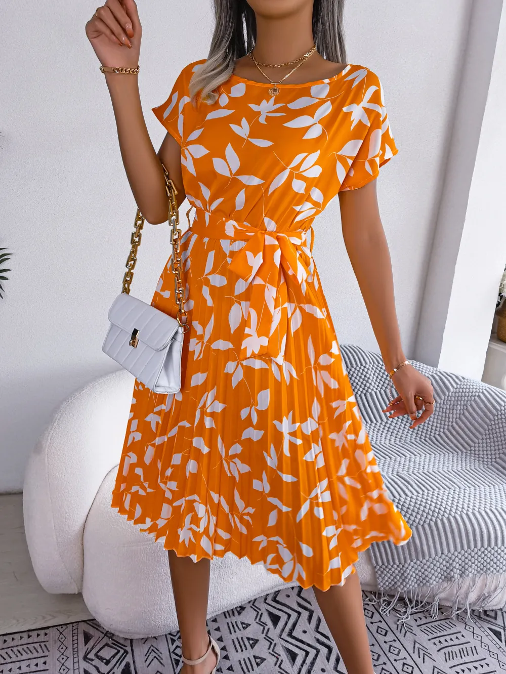 Printed Round Neck Short Sleeve Pleated Dress, image 8