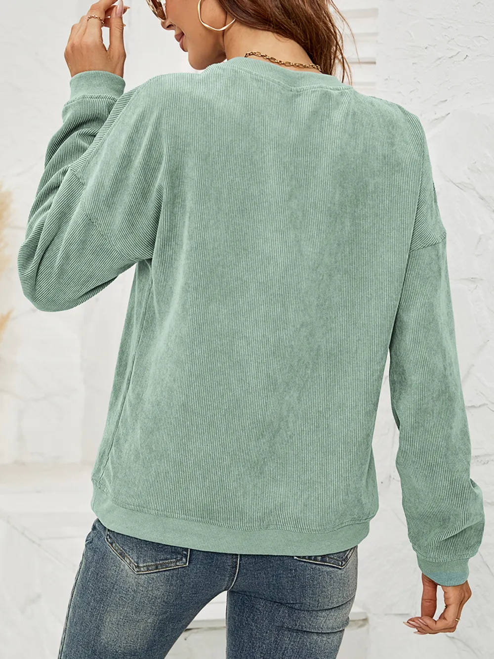 Round Neck Dropped Shoulder MAMA Graphic Sweatshirt, image 7