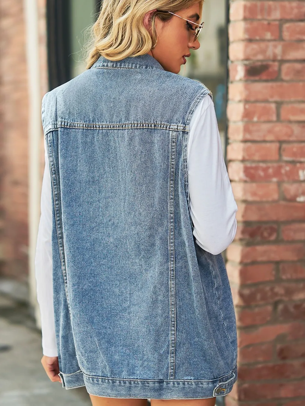 Collared Neck Sleeveless Denim Top with Pockets, image 4