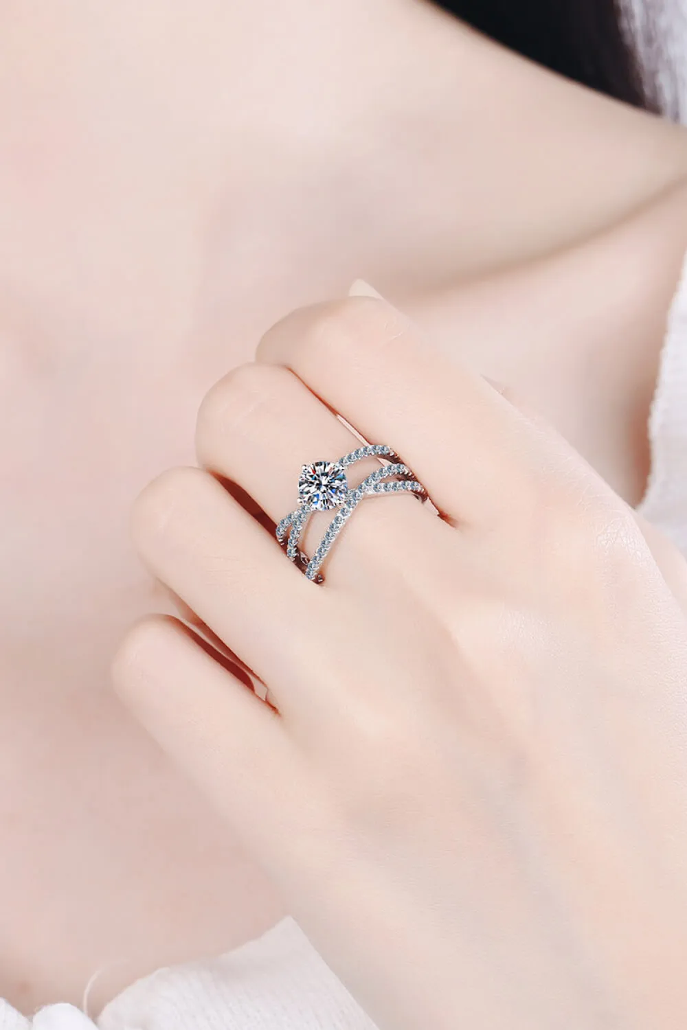 1 Carat Moissanite Crisscross Ring, image 3