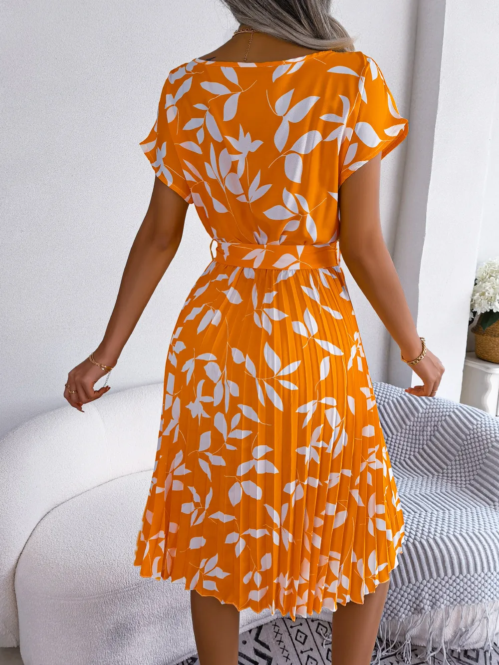 Printed Round Neck Short Sleeve Pleated Dress, image 9