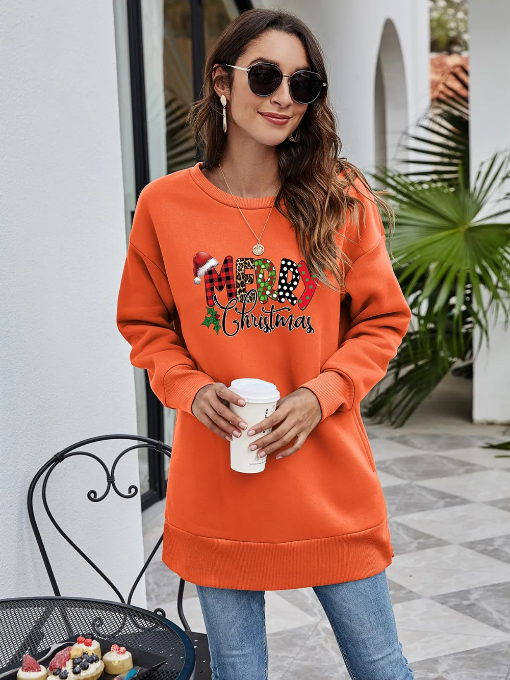 MERRY CHRISTMAS Graphic Sweatshirt, image 4