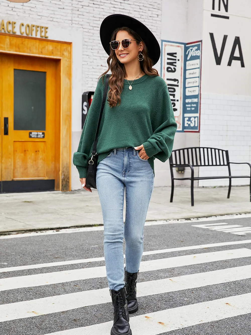 Round Neck Ribbed Trim Sweater, image 4