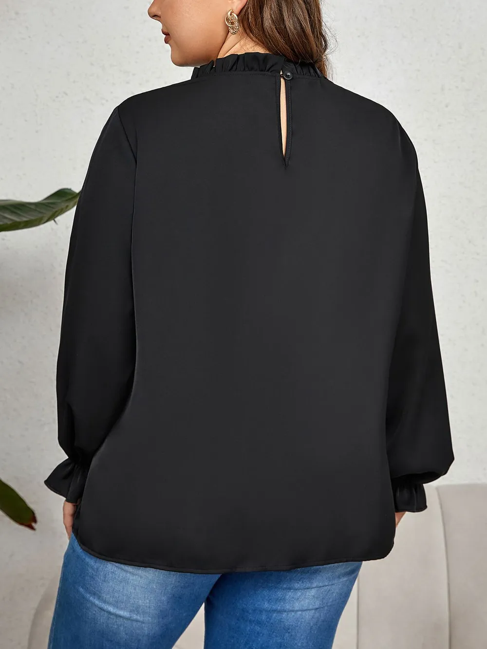 Plus Size Round Neck Flounce Sleeve Blouse, image 4
