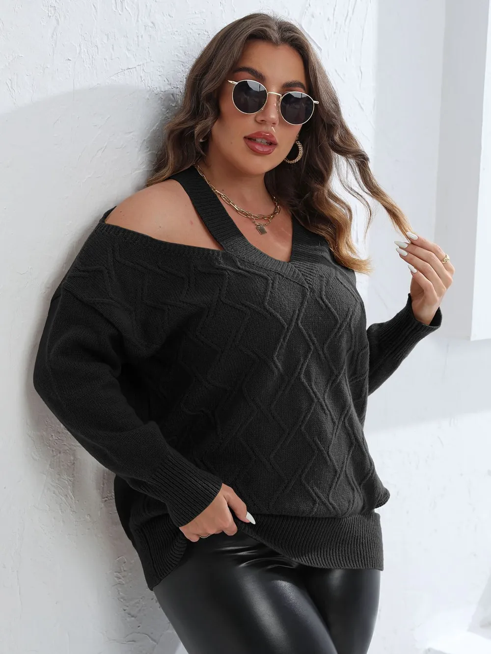 Plus Size Cutout V-Neck Sweater, image 8