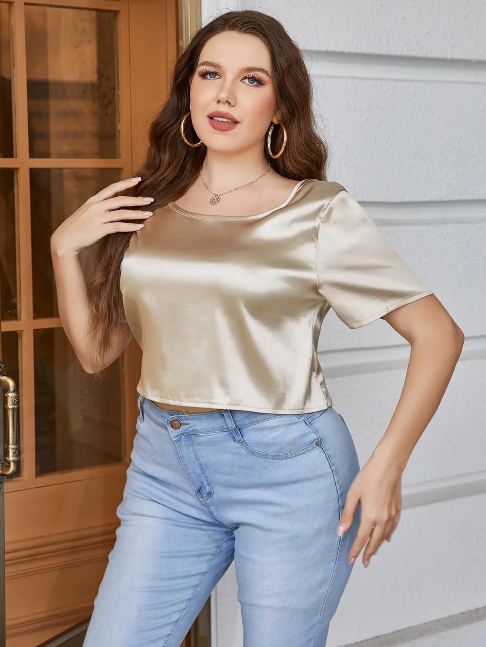 Plus Size Short Sleeve Tie Back Blouse, image 3