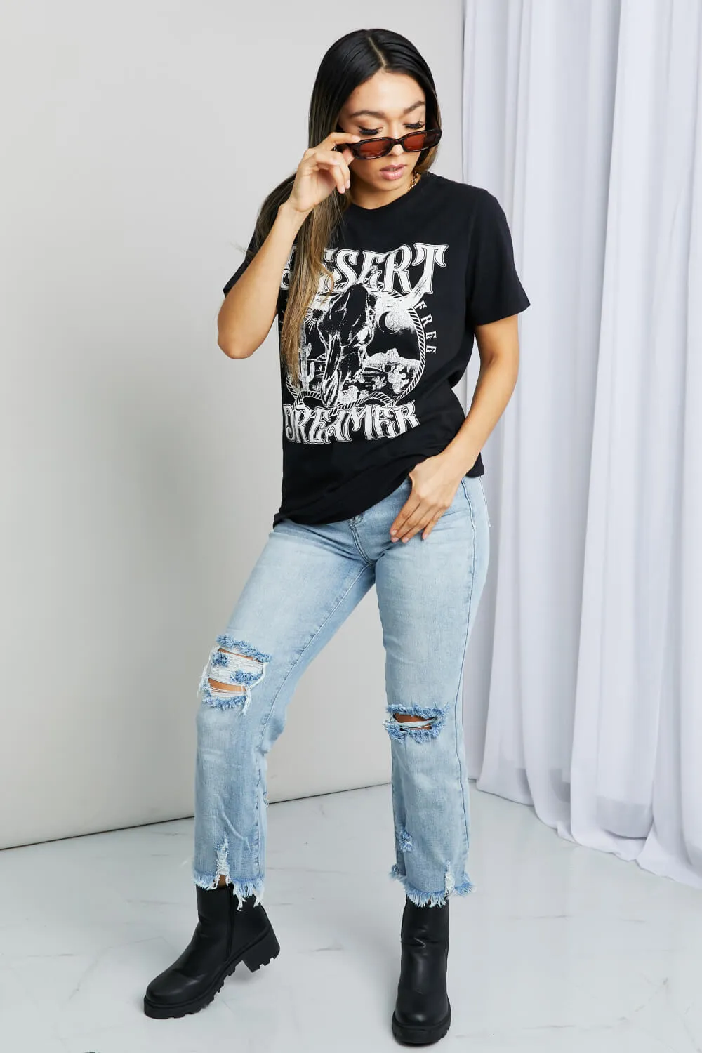 Full Size DESERT DREAMER Graphic Tee, image 9