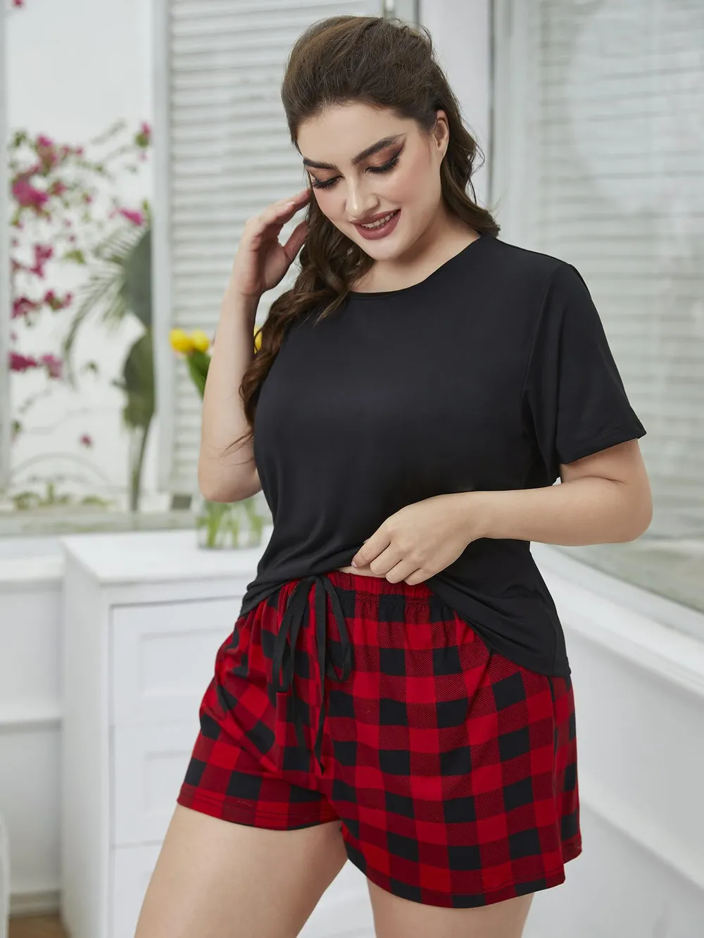 Plus Size Round Neck Tee Shirt and Plaid Shorts Lounge Set, image 3