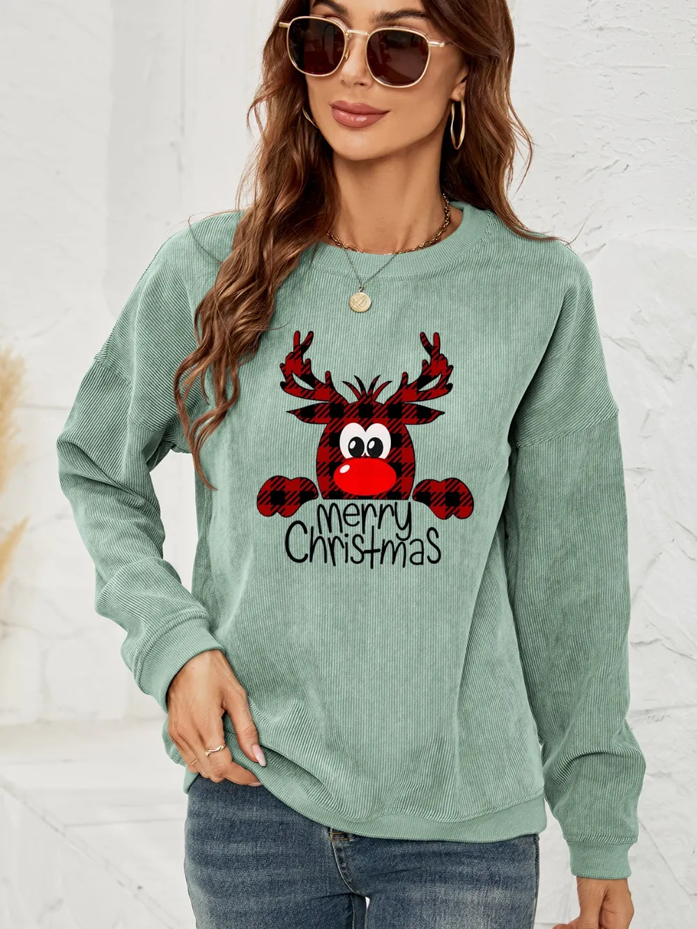 MERRY CHRISTMAS Graphic Sweatshirt, image 7