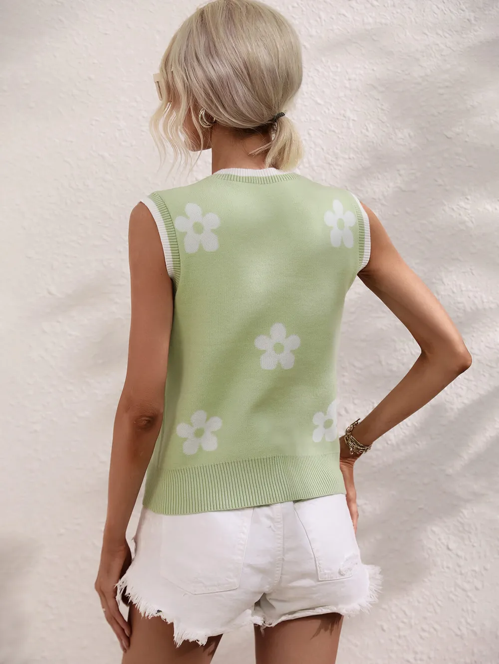 Floral Contrast Ribbed Trim Sweater Vest, image 17