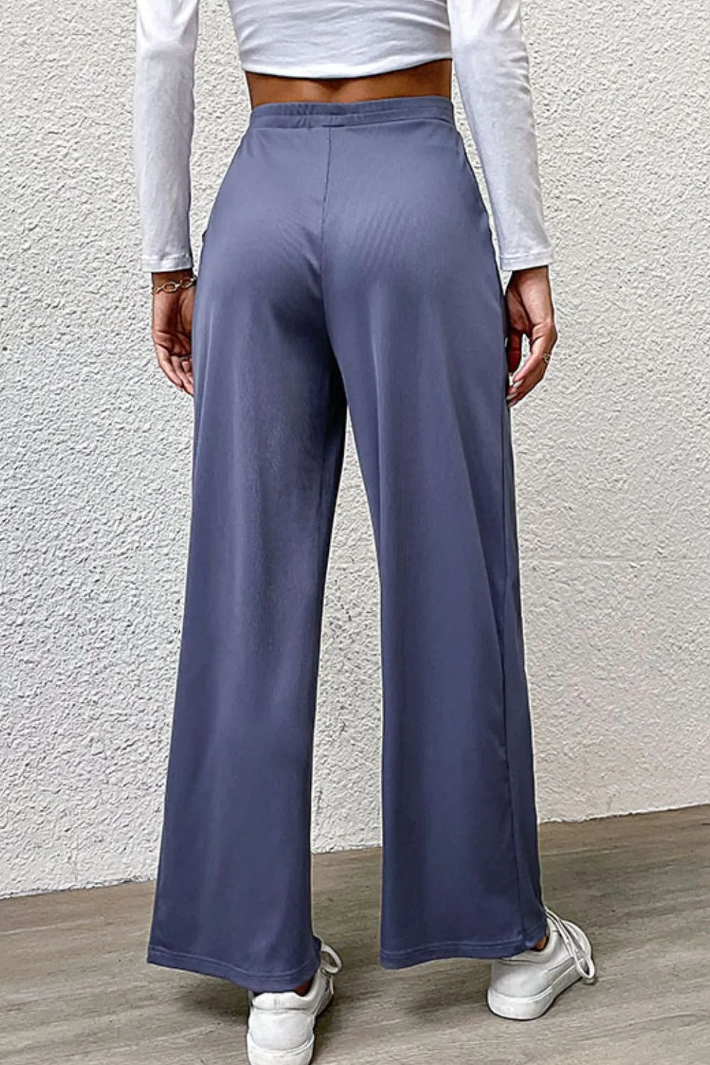 Pleated Detail Wide-Leg Pants with Pockets, image 4