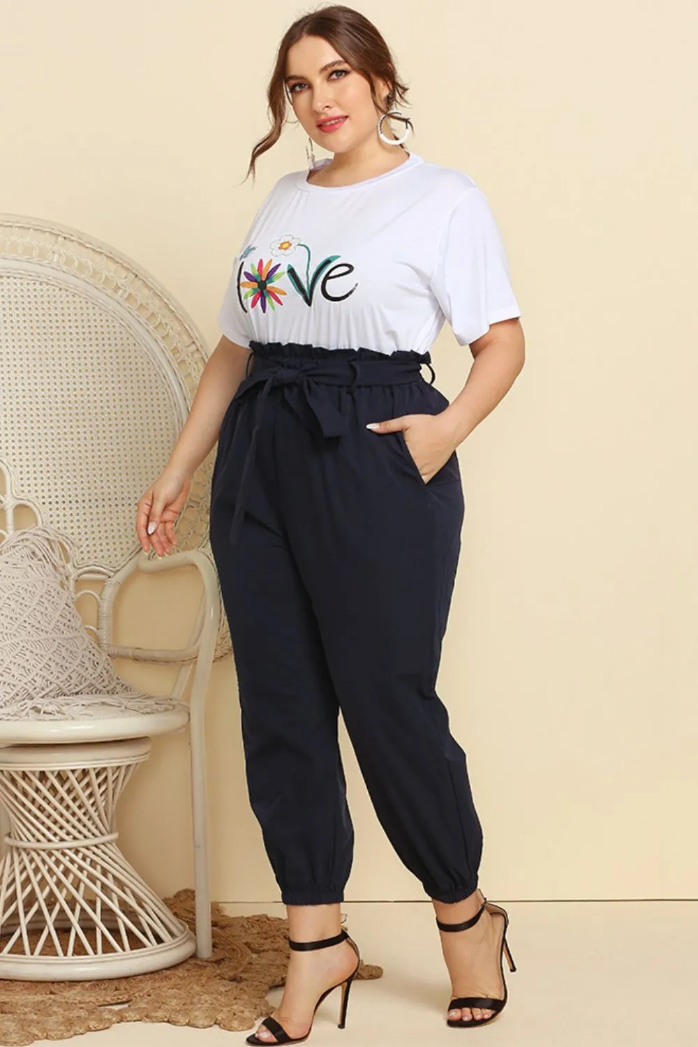 Graphic Tee and Belted Paperbag Joggers Set, image 3