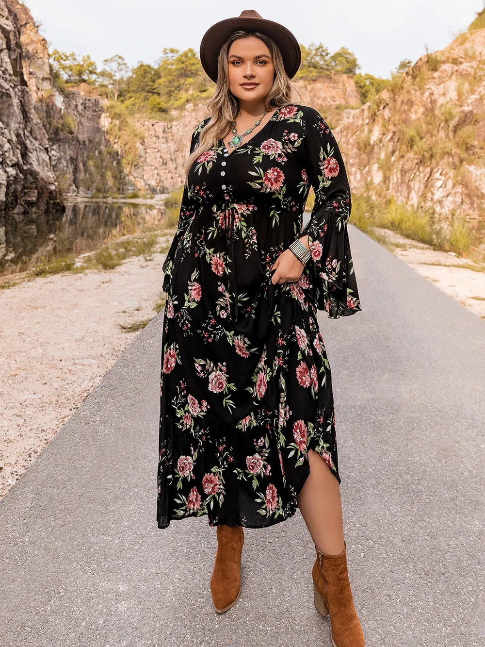Plus Size Floral Flare Sleeve Dress, image 8