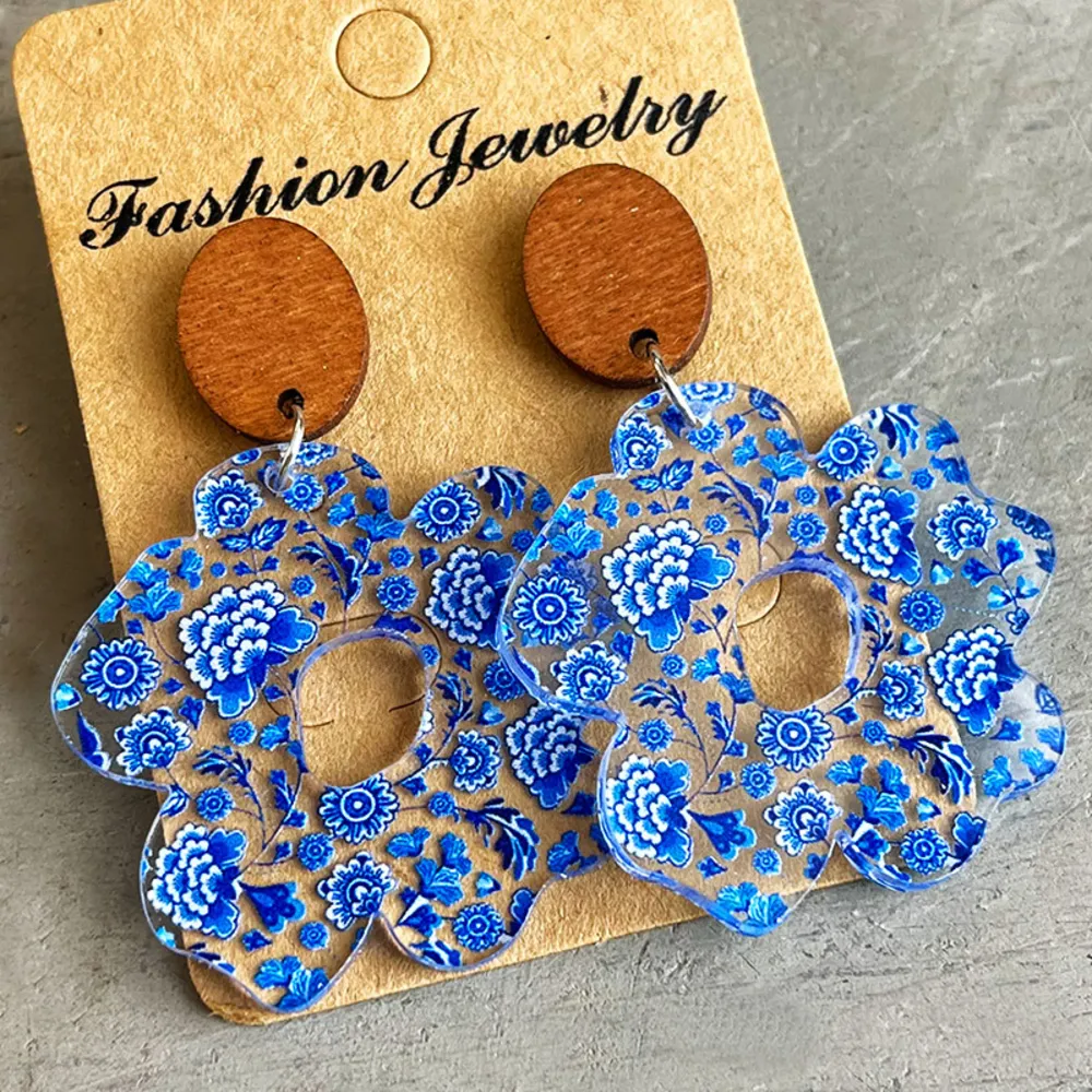 Flower Shape Acrylic Dangle Earrings, image 4