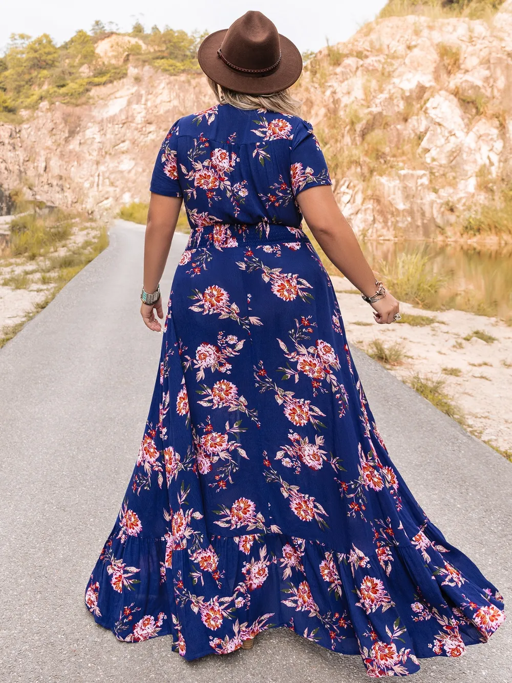 Plus Size V-Neck Maxi Dress, image 3