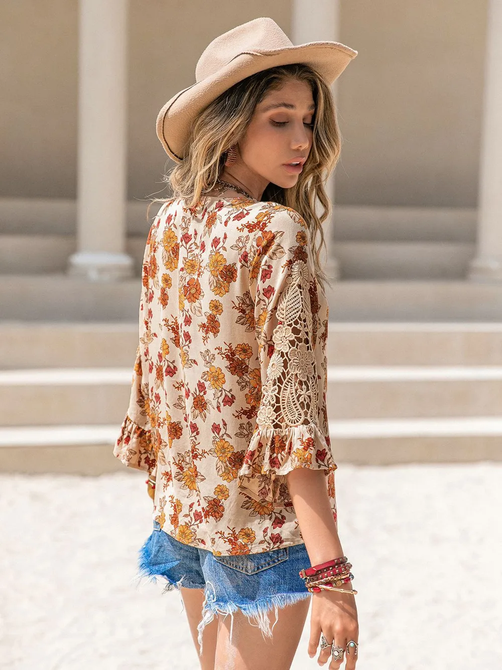 Floral V-Neck Spliced Lace Blouse, image 5