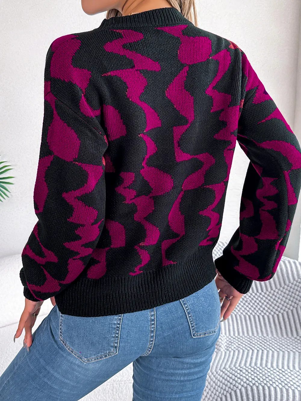 Round Neck Long Sleeve Sweater, image 3