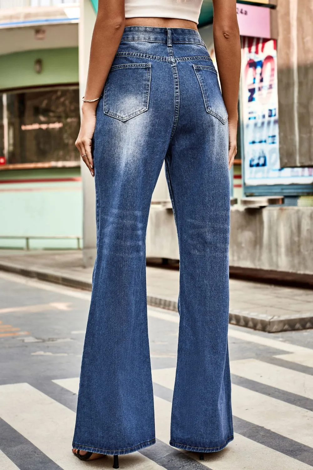 Buttoned Loose Fit Jeans with Pockets, image 4