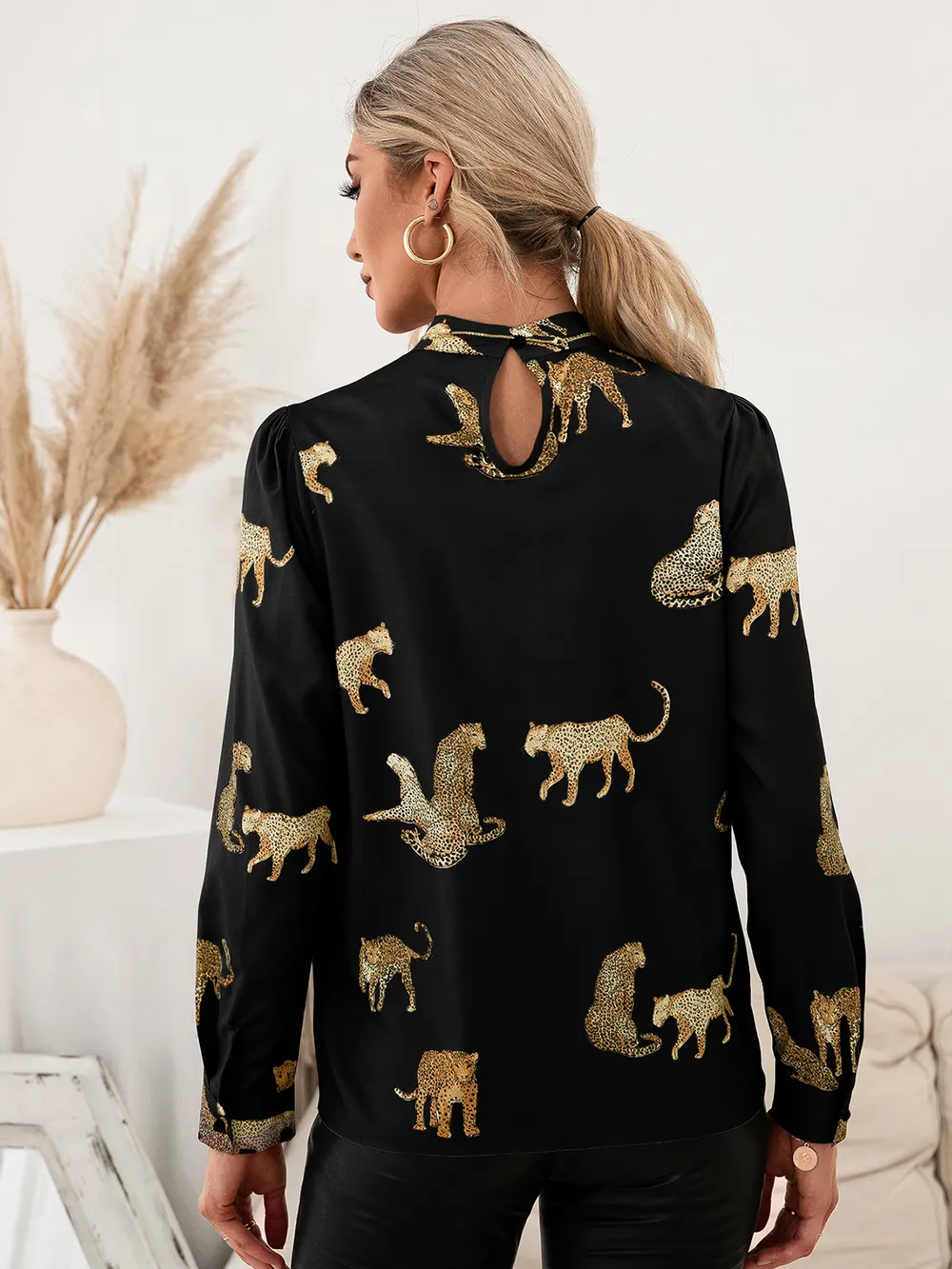 Leopard Graphic Mock Neck Puff Sleeve Blouse, image 10