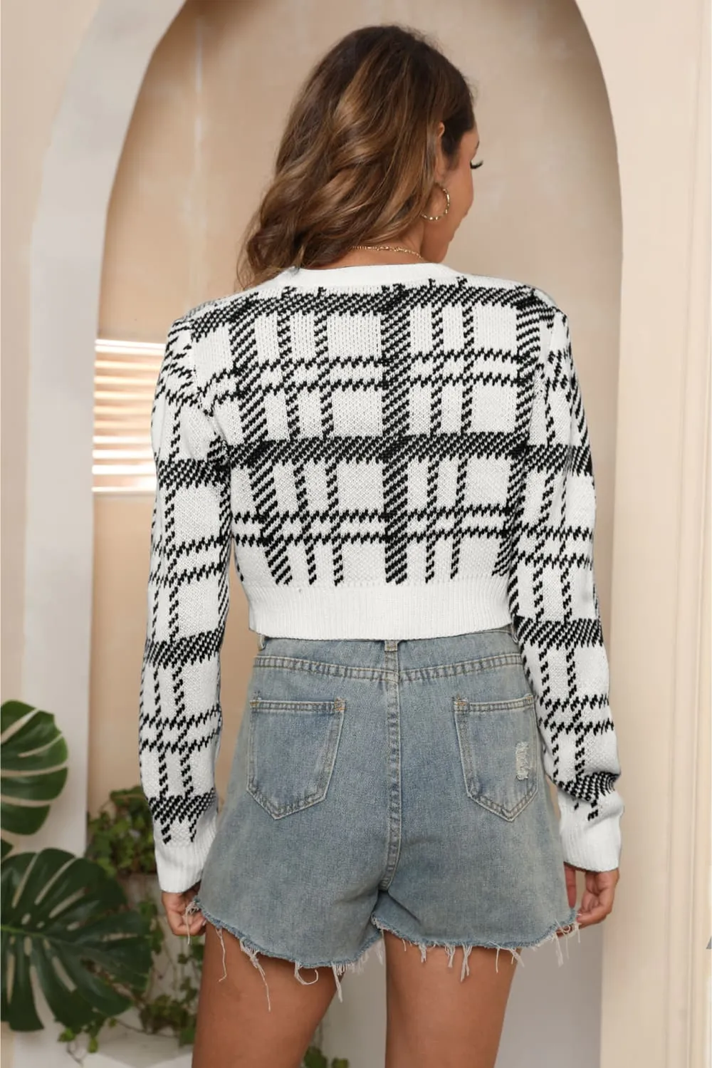 V-Neck Cropped Button-Up Cardigan, image 6