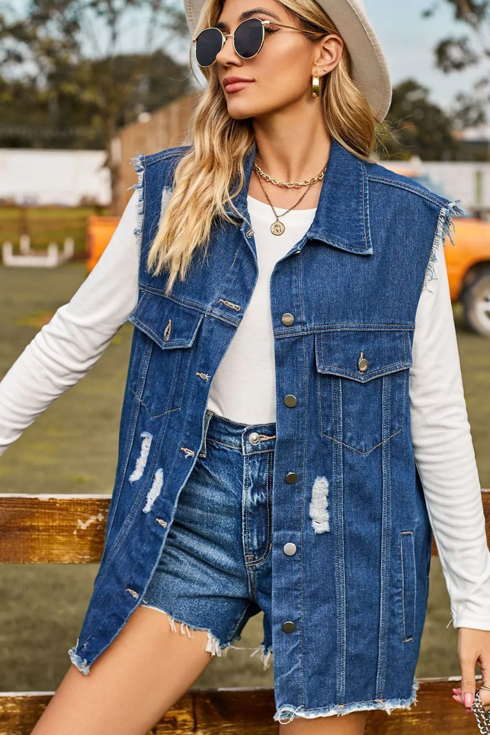 Sleeveless Button-Up Collared Denim Top with Pockets, image 7