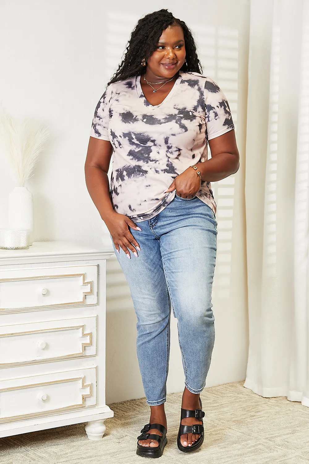 Tie-Dye V-Neck T-Shirt, image 7