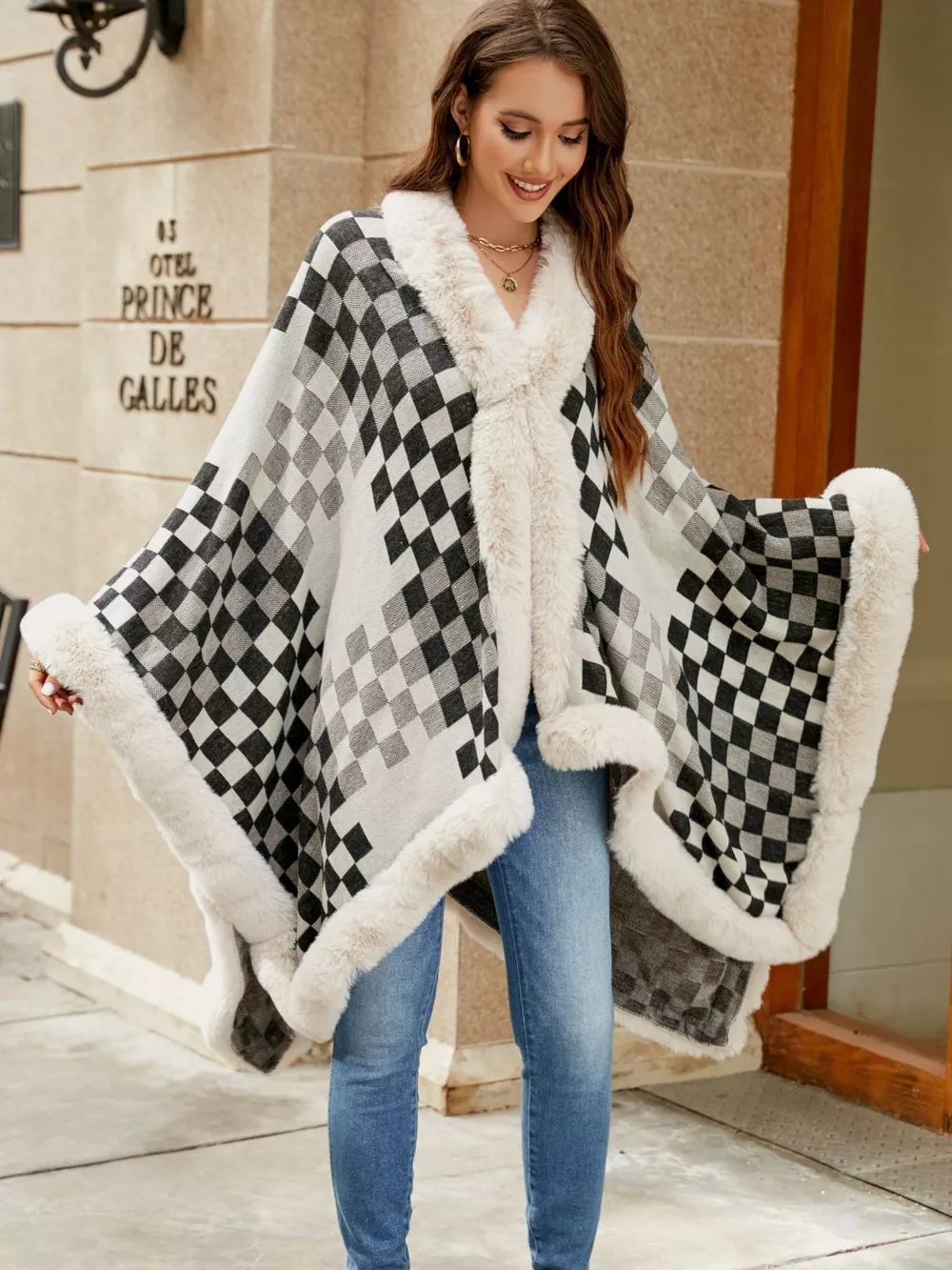Checkered Faux Fur Trim Poncho, image 4