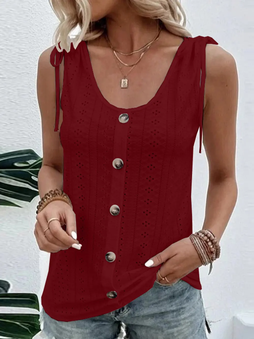 Full Size Scoop Neck Sleeveless Tank Top, image 2